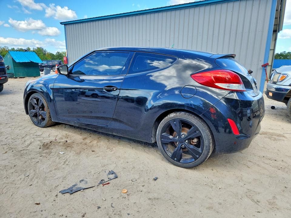 2017 HYUNDAI VELOSTER VALUE EDITION 2