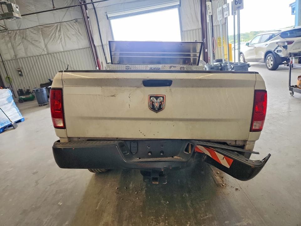2023 RAM 1500 CLASSIC TRADESMAN 6