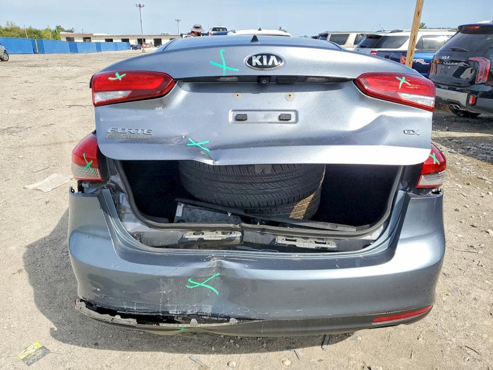 2017 KIA FORTE EX 6