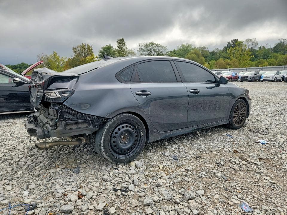 2021 KIA FORTE GT 3