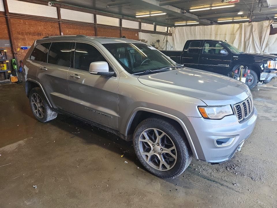 2018 JEEP GRAND CHEROKEE LIMITED 4