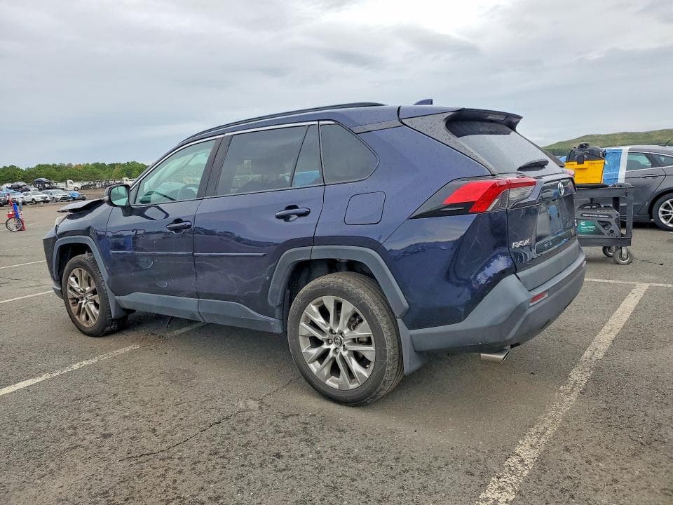 2019 TOYOTA RAV4 XLE PREMIUM 2