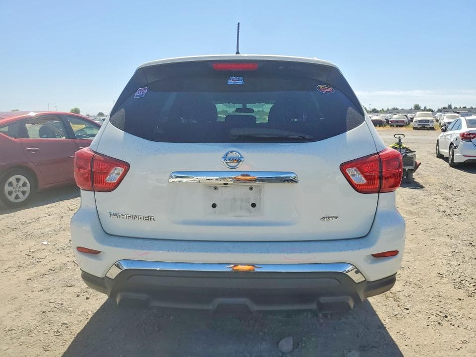 2018 NISSAN PATHFINDER S 6