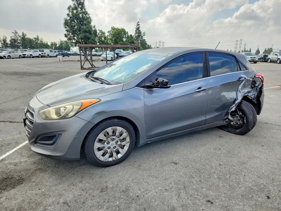 2017 HYUNDAI ELANTRA GT BASE - 1