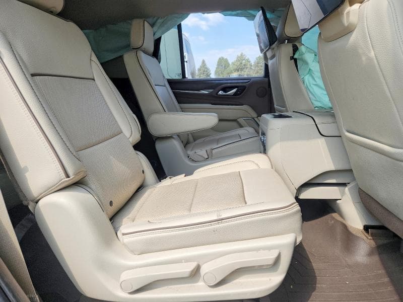 2021 GMC YUKON DENALI 10