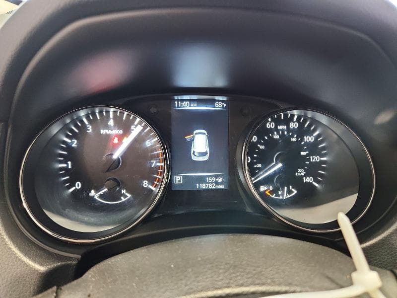 2017 NISSAN ROGUE SL 9