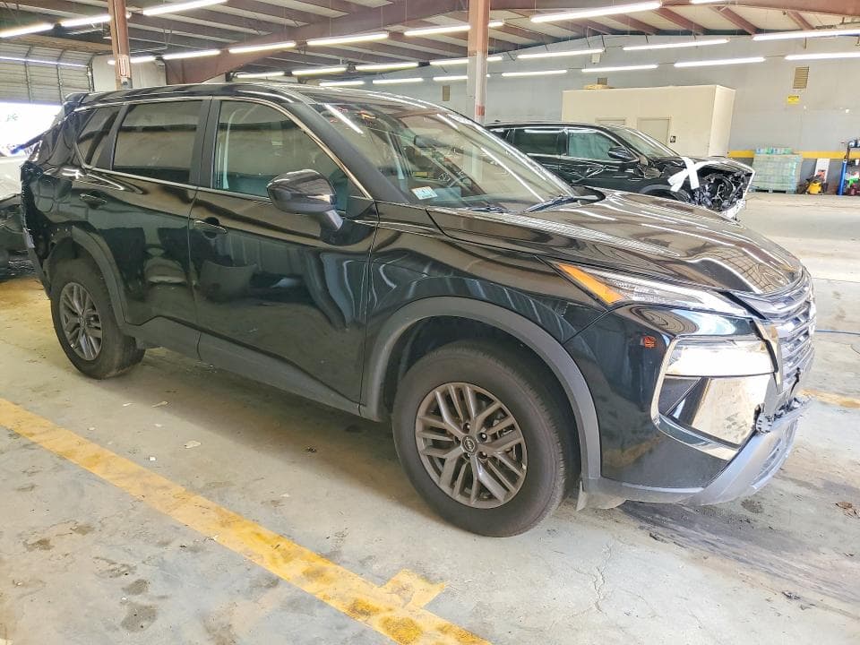 2026 NISSAN ROGUE SV 4