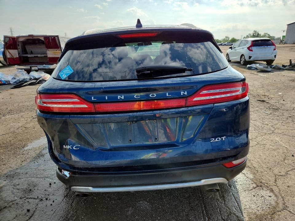2017 LINCOLN MKC PREMIERE 6