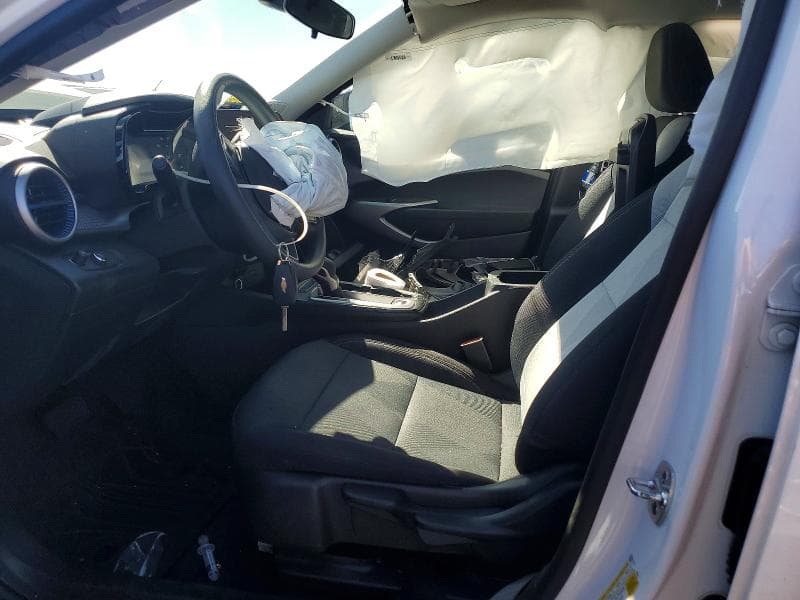 2025 CHEVROLET TRAX LS 7
