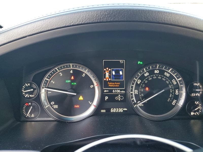 2017 LEXUS LX 570 9