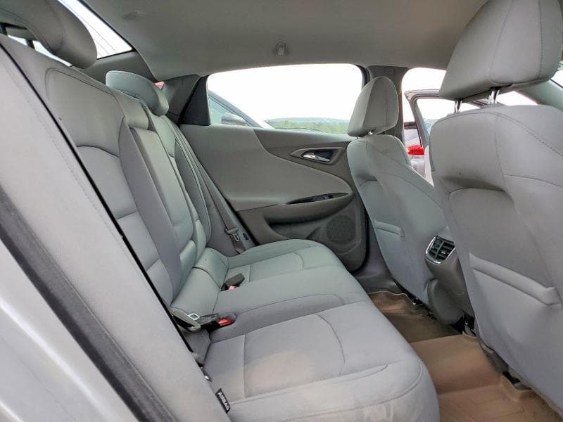 2018 CHEVROLET MALIBU LT 10