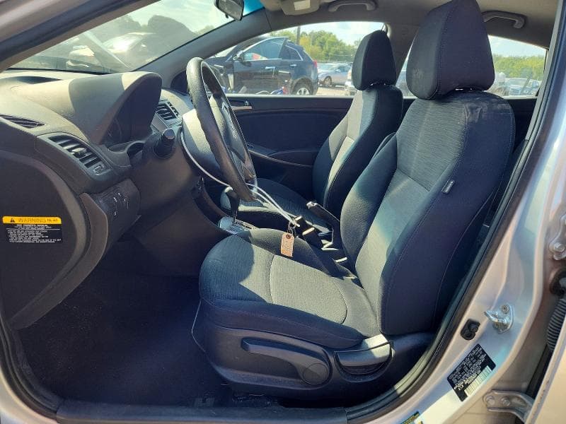 2017 HYUNDAI ACCENT SE 7