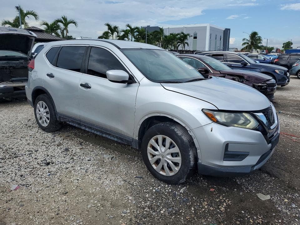 2020 NISSAN ROGUE S 4