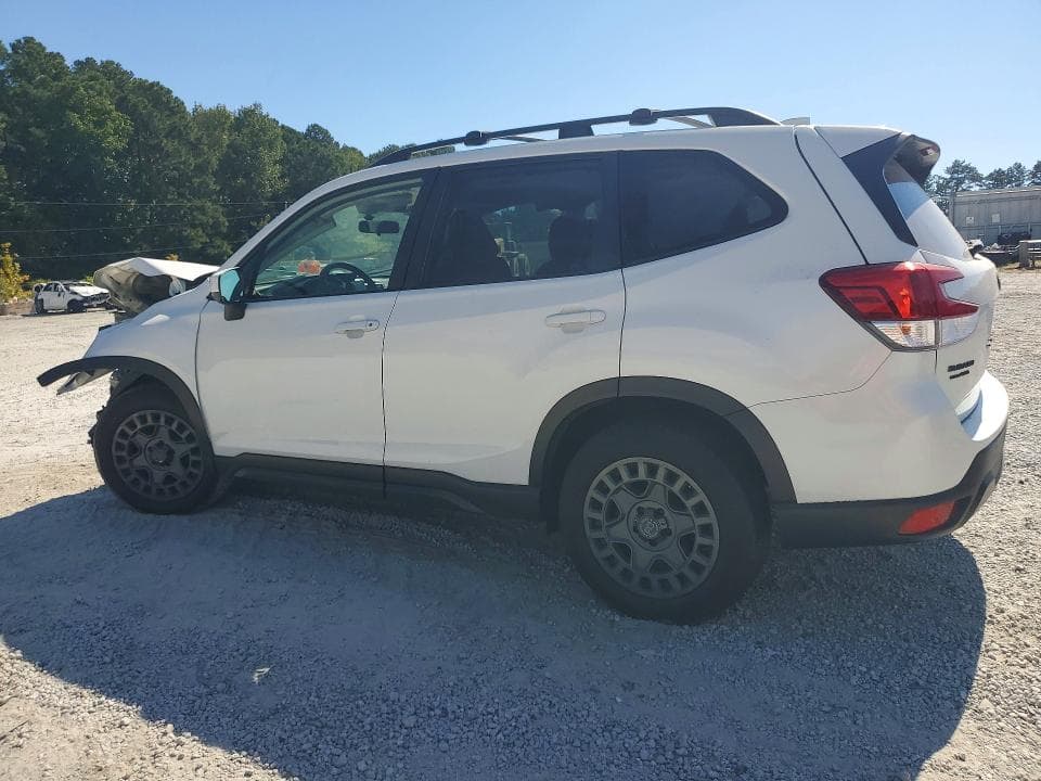 2021 SUBARU FORESTER PREMIUM 2