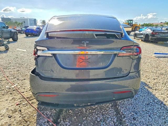 2018 TESLA MODEL X 6