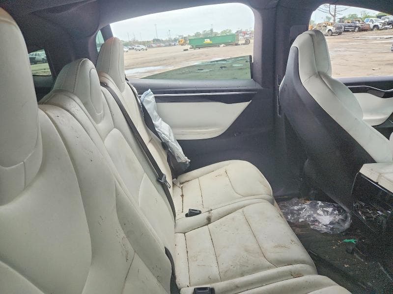 2018 TESLA MODEL X 10