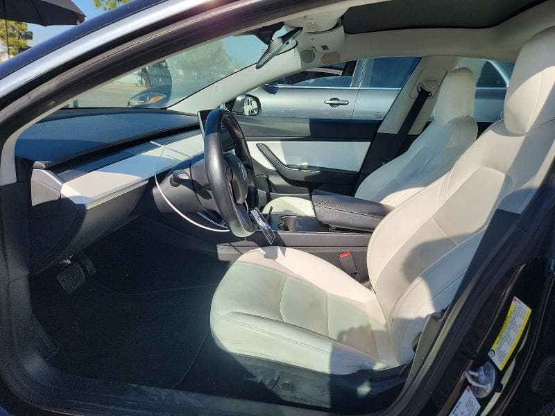 2018 TESLA MODEL 3 7