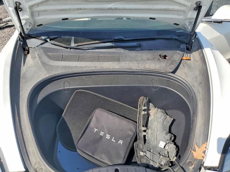 2018 TESLA MODEL 3 11