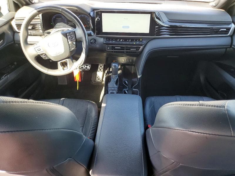2025 TOYOTA CAMRY XSE 8