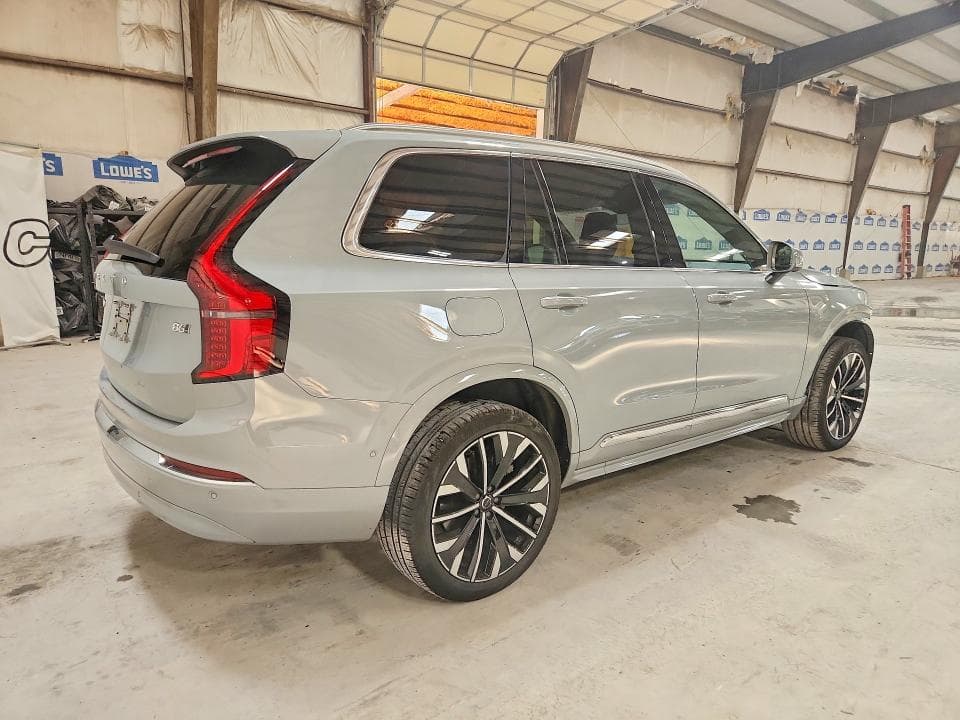 2026 VOLVO XC90 PLUS 3