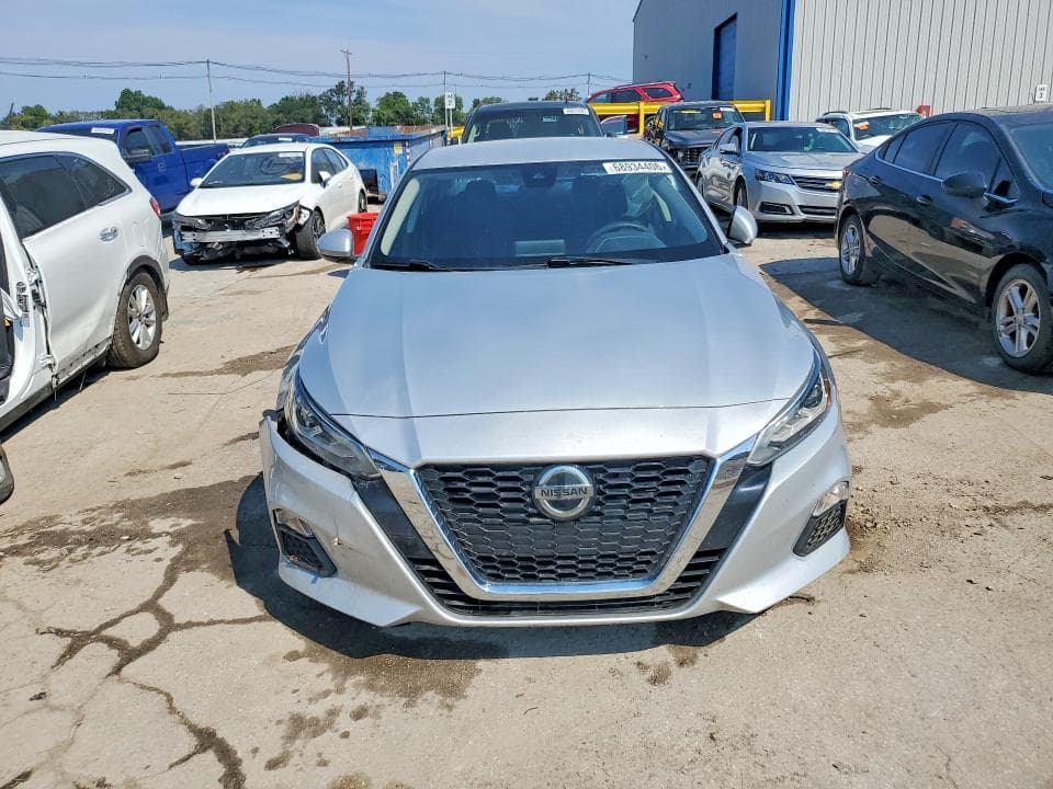 2022 NISSAN ALTIMA SV 5