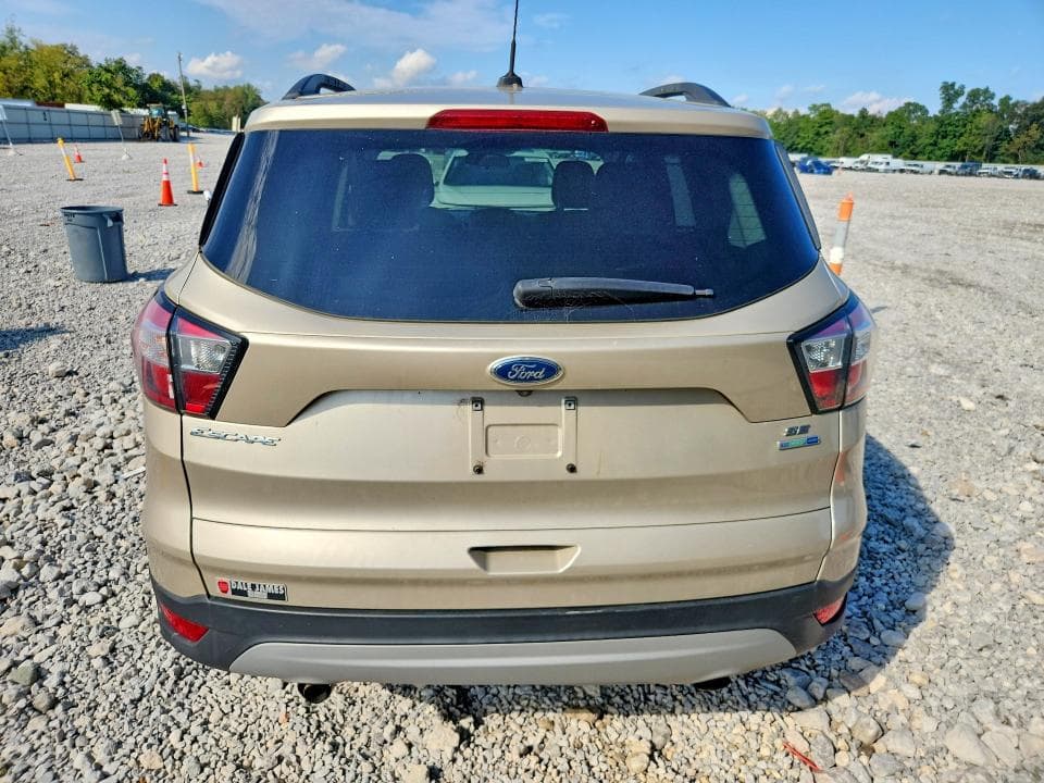 2018 FORD ESCAPE SE 6