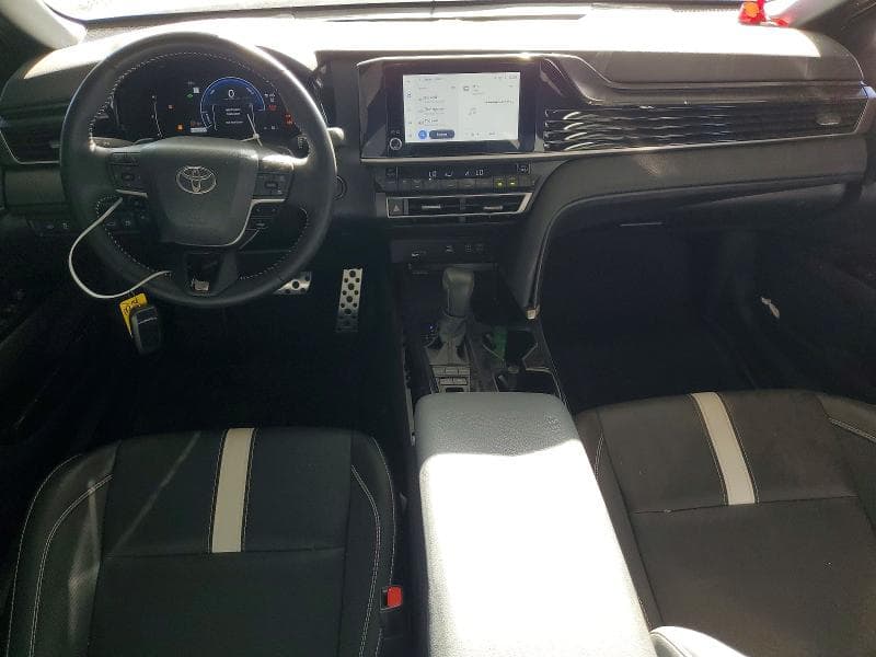 2026 TOYOTA CAMRY SE 8