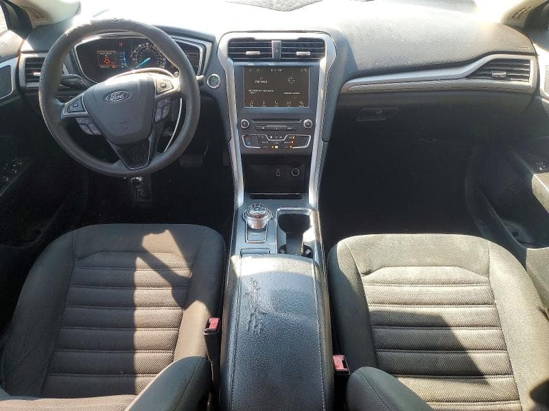 2017 FORD FUSION SE 8