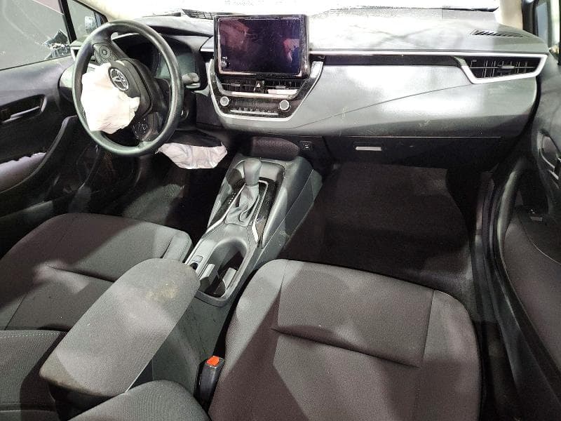 2026 TOYOTA COROLLA LE 8
