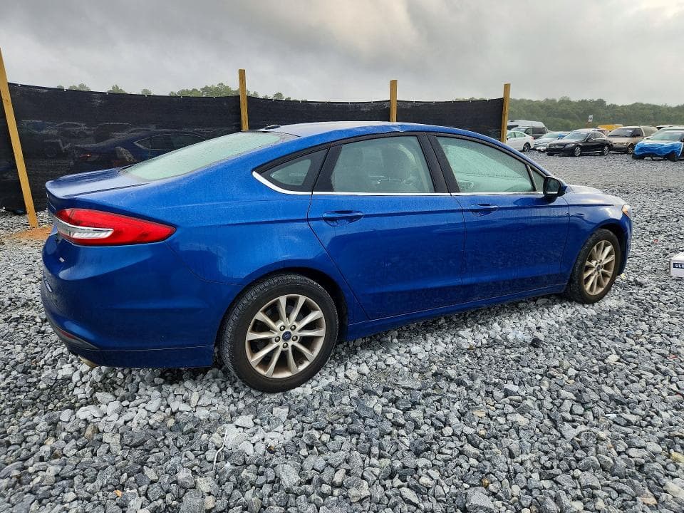 2017 FORD FUSION SE 3