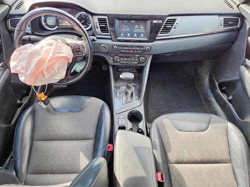 2018 KIA NIRO EX 8