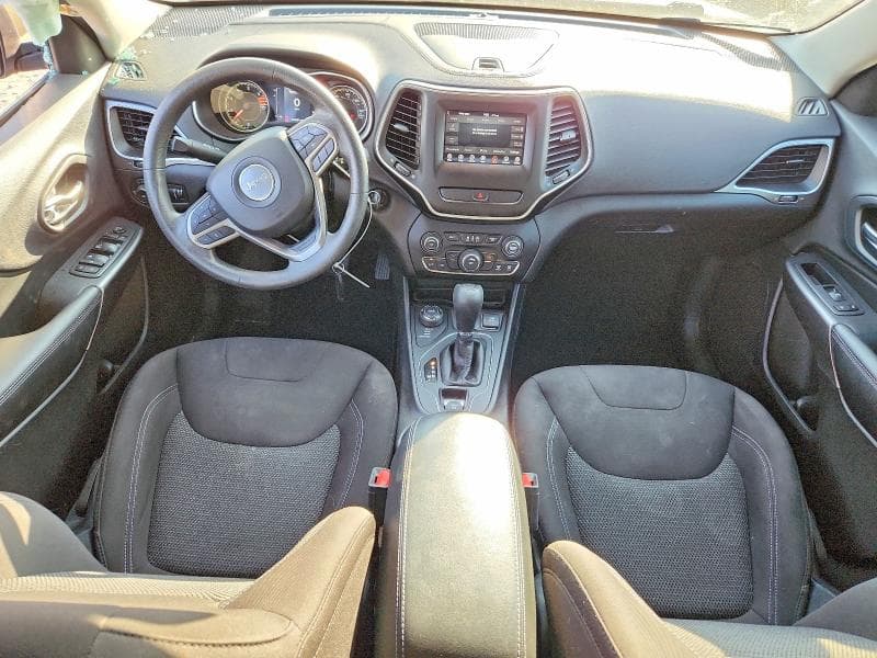 2019 JEEP CHEROKEE LATITUDE 8