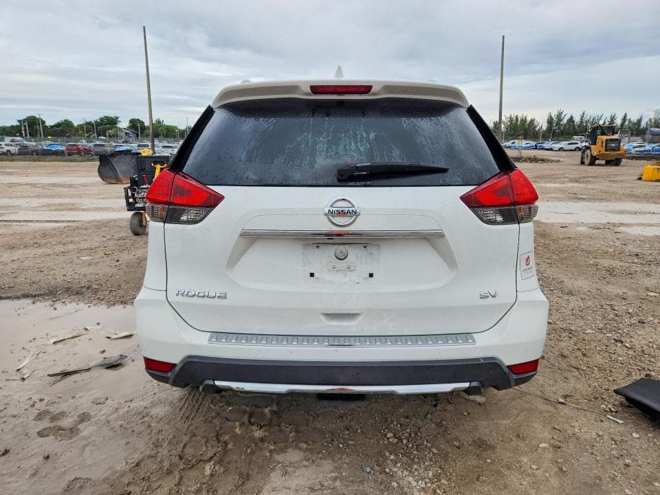 2017 NISSAN ROGUE SV 6
