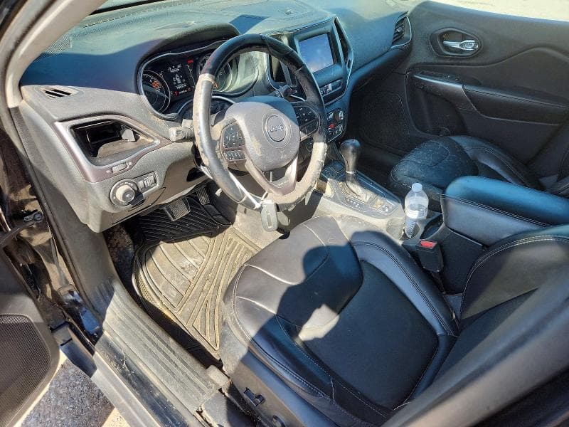 2019 JEEP CHEROKEE LATITUDE PLUS 8