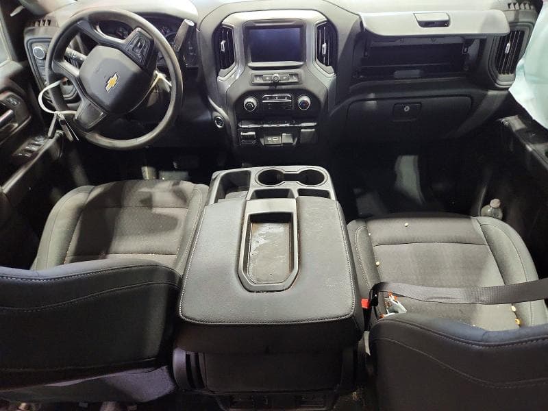 2025 CHEVROLET SILVERADO K2500 CUSTOM 8