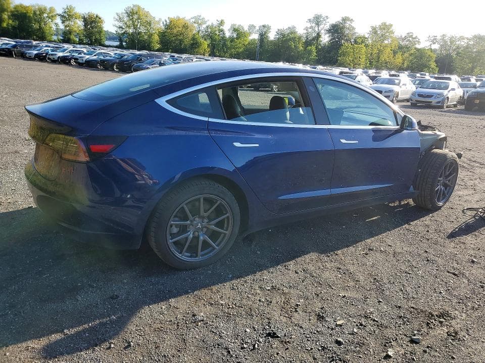 2018 TESLA MODEL 3 3