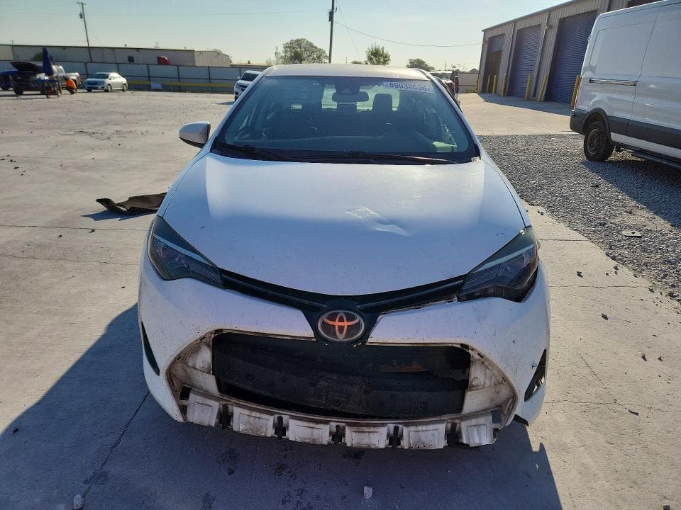 2017 TOYOTA COROLLA LE 5