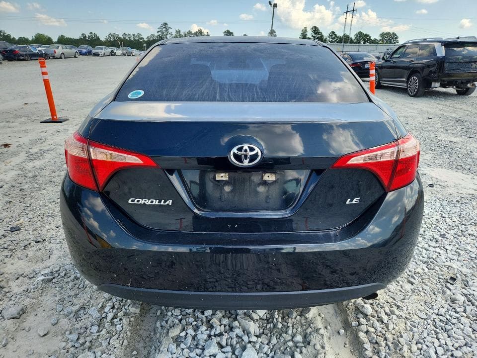 2018 TOYOTA COROLLA LE 6