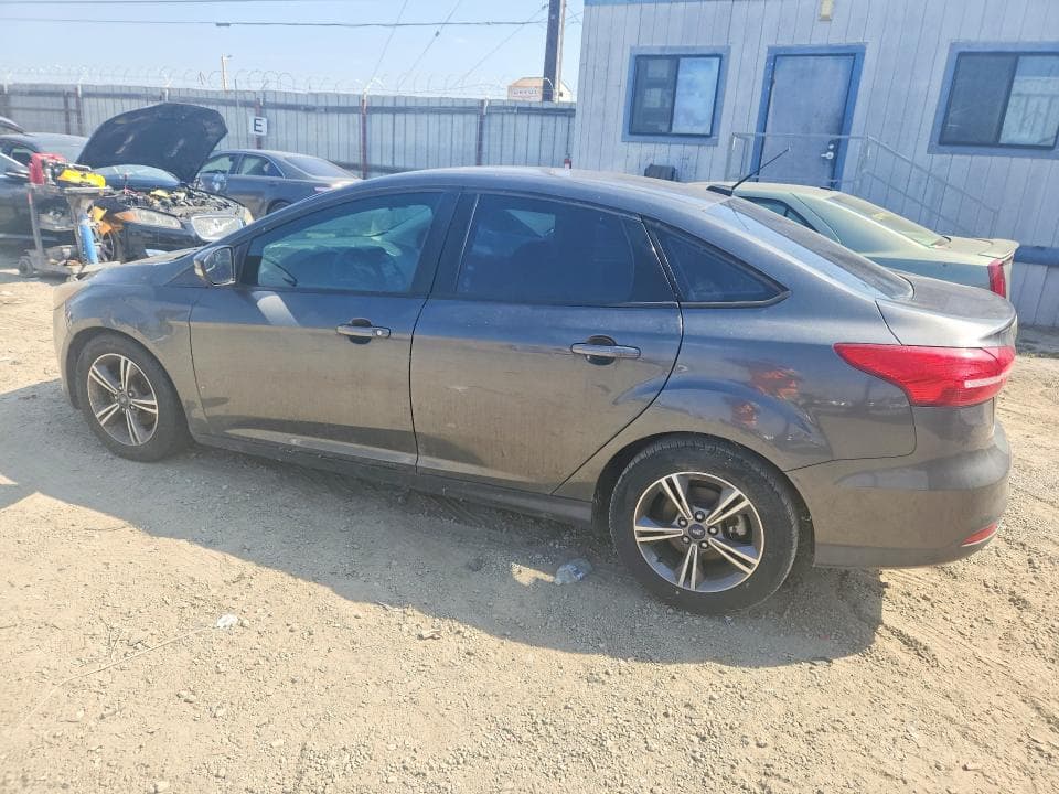 2017 FORD FOCUS SE 2
