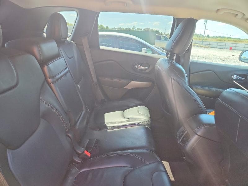 2018 JEEP CHEROKEE LIMITED 11