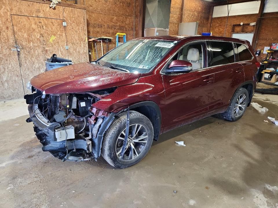 2017 TOYOTA HIGHLANDER LE PLUS - 1