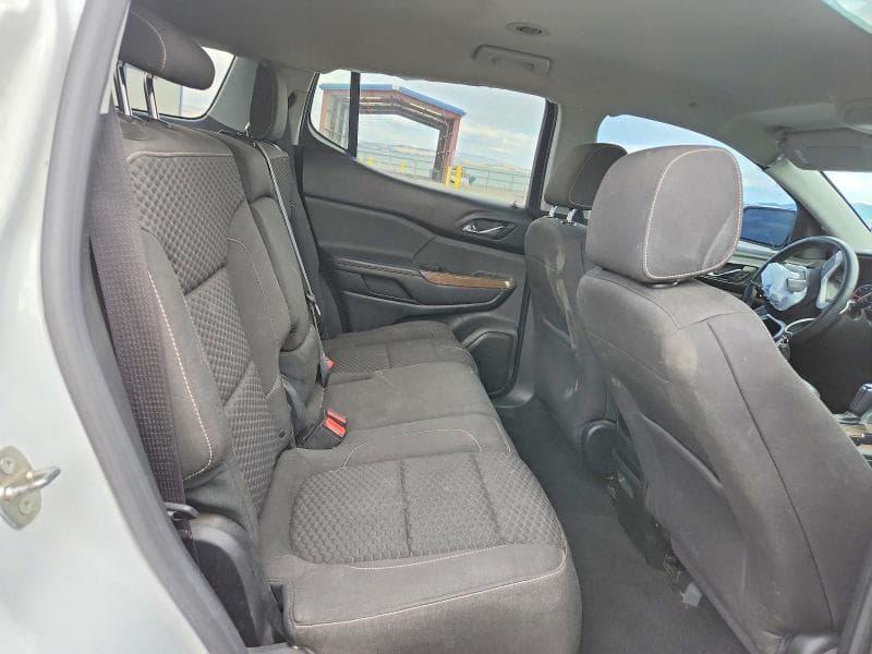 2017 GMC ACADIA SLE 11
