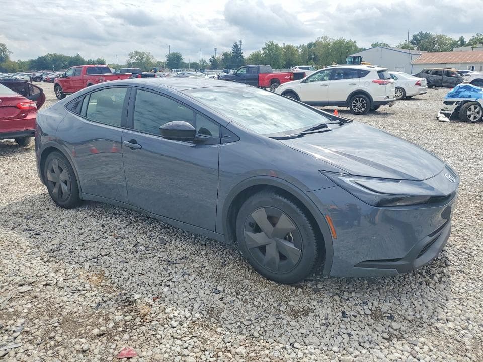 2025 TOYOTA PRIUS LE 4