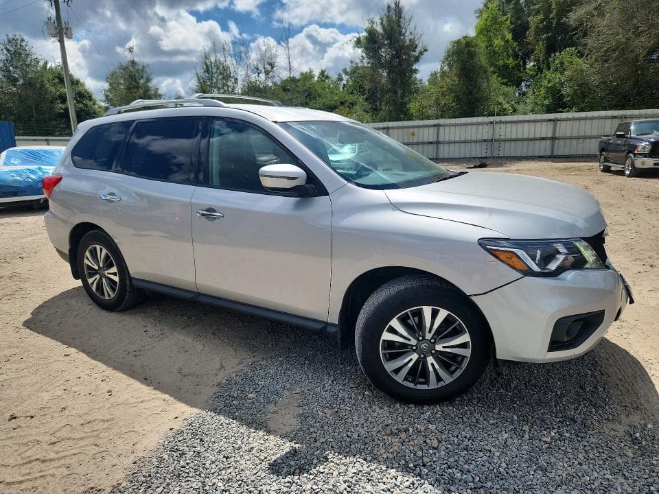 2017 NISSAN PATHFINDER SV 4