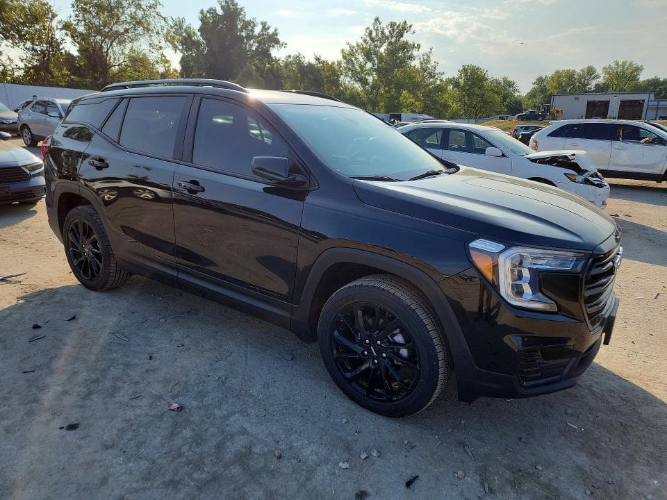 2023 GMC TERRAIN SLE 4