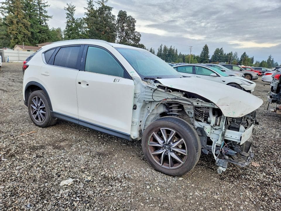 2018 MAZDA CX-5 TOURING 4