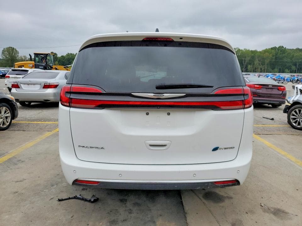 2025 CHRYSLER PACIFICA HYBRID SELECT 6