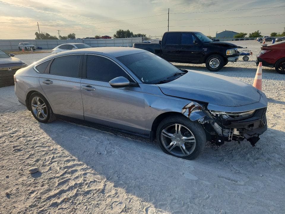 2023 HONDA ACCORD LX 4
