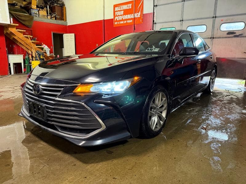 2022 TOYOTA AVALON XLE - 1