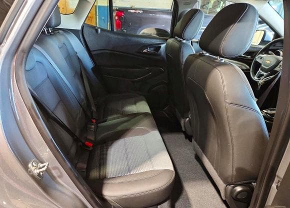 2025 CHEVROLET TRAX 1LT 11
